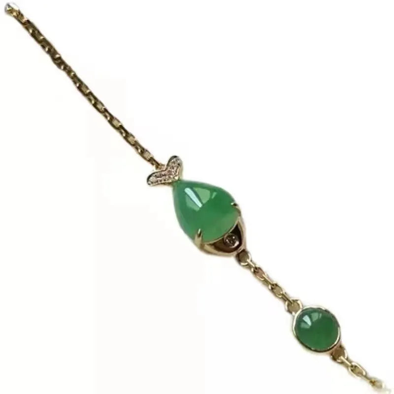 Gold electroplated copper bracelet with retro styling for unisex wear