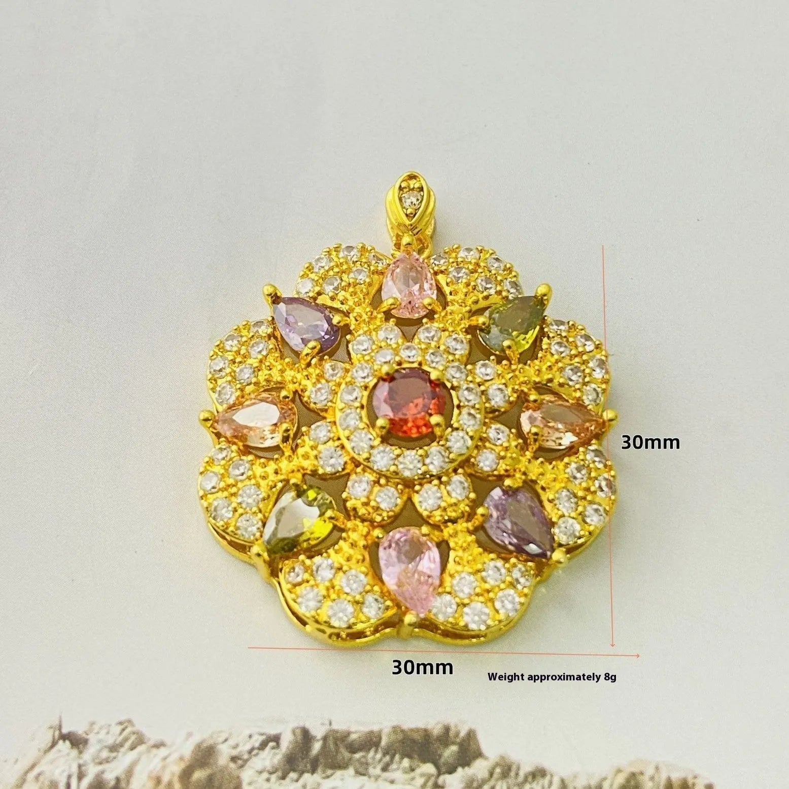 Women's floral-shaped zircon pendant necklace in gold, champagne gold, or platinum colour finish