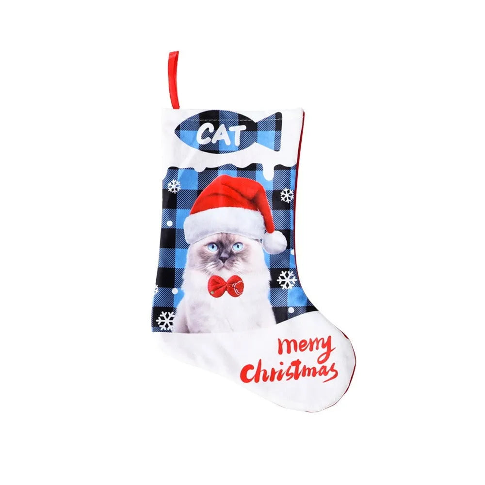 Christmas table runner with printed puppy cat designs in plaid patterns measuring 26x36cm