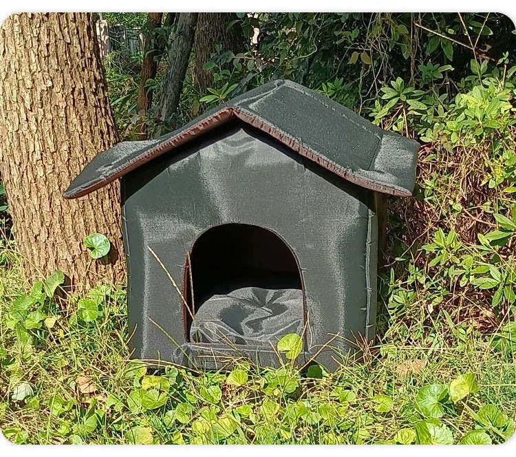 Black outdoor waterproof shelter for stray cats made of Oxford cloth with detachable design