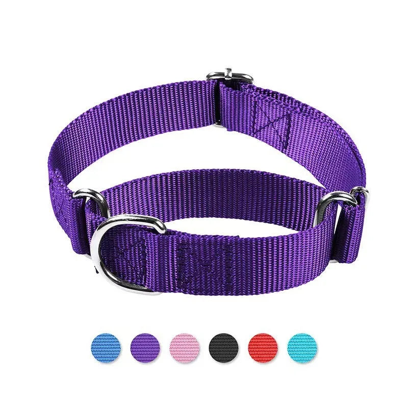 Adjustable nylon dog and cat collar with explosion-proof harness and hand-holding rope, available in seven colours.