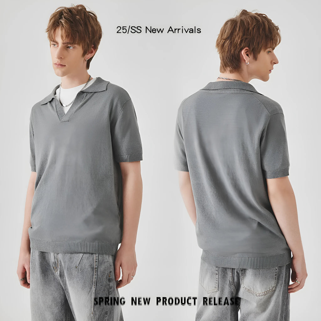 Men's solid colour knitted short-sleeved polo collar t-shirt on a hanger