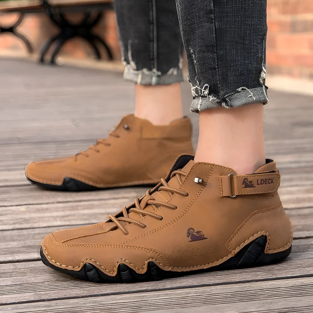 Octopus men's high-top casual shoes in khaki with a microfibre upper and rubber sole.