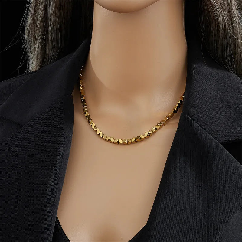 Geometric chamfering square pattern small beaded necklace for women in stainless steel colour N1817