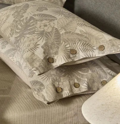 Linen cotton bedding four-piece set with jacquard plant pattern on a 1.5m double bed in Jinlan Gray colourway
