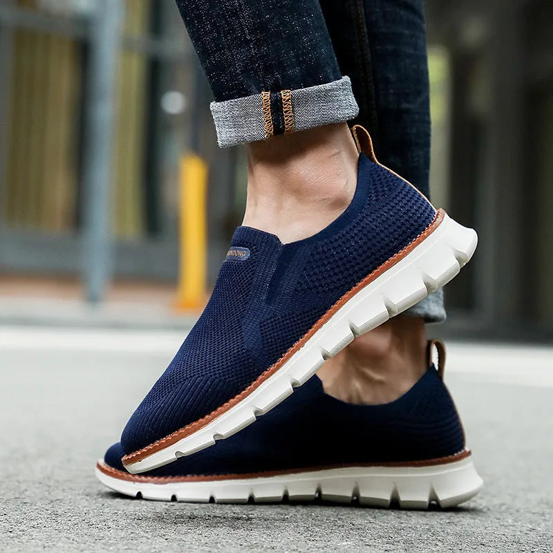 Men's non-slip running walking shoes in white with lace-up closure, artificial PU upper, and rubber sole