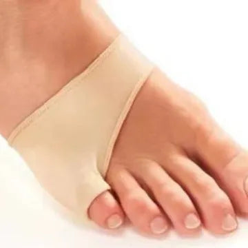 Nylon SE TPU toe separator showing triangle cover for small toe and three rear support pads.