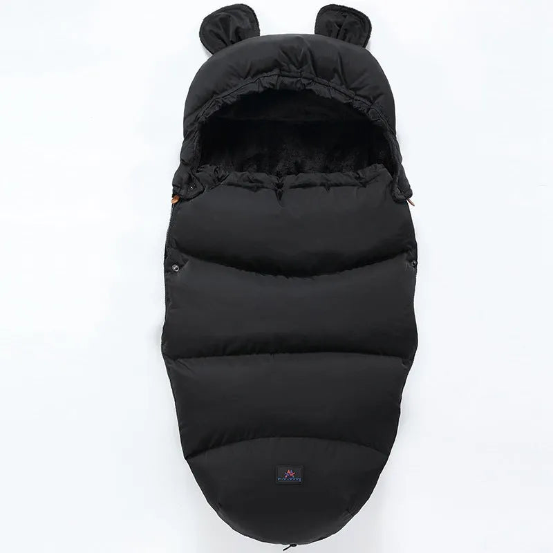 Dismountable baby stroller sleeping bag in a silkworm cocoon style for ages 1-3.