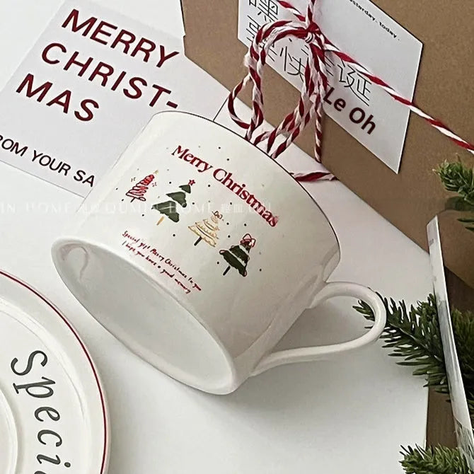 Ceramic Christmas tree pattern coffee cup and saucer set, 180ml cup with 15.2cm saucer, round shape