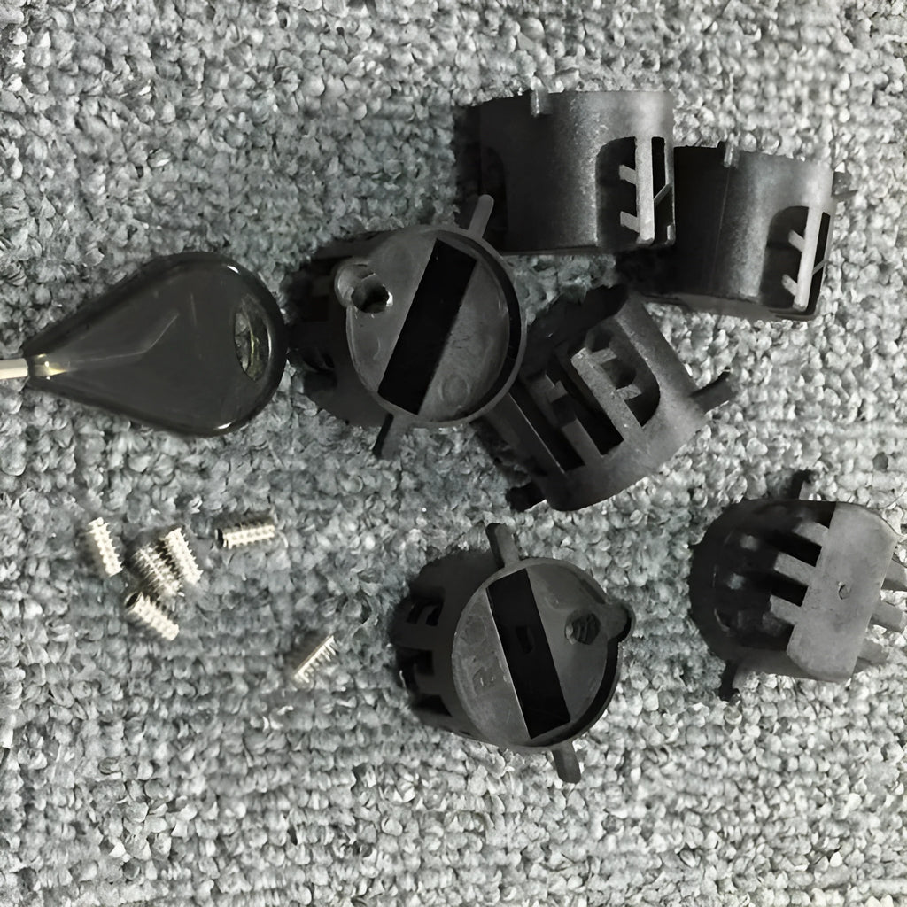Surfboard G5 tail rudder round cup set of 6 PVC pieces in black and white