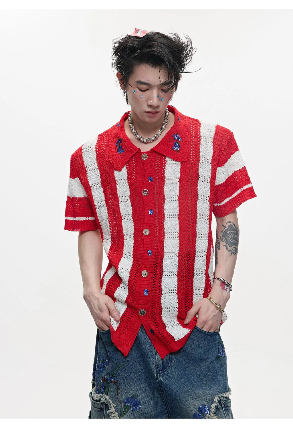 Men's retro patchwork striped knitted short sleeved shirt with decorative buttons in loose fit