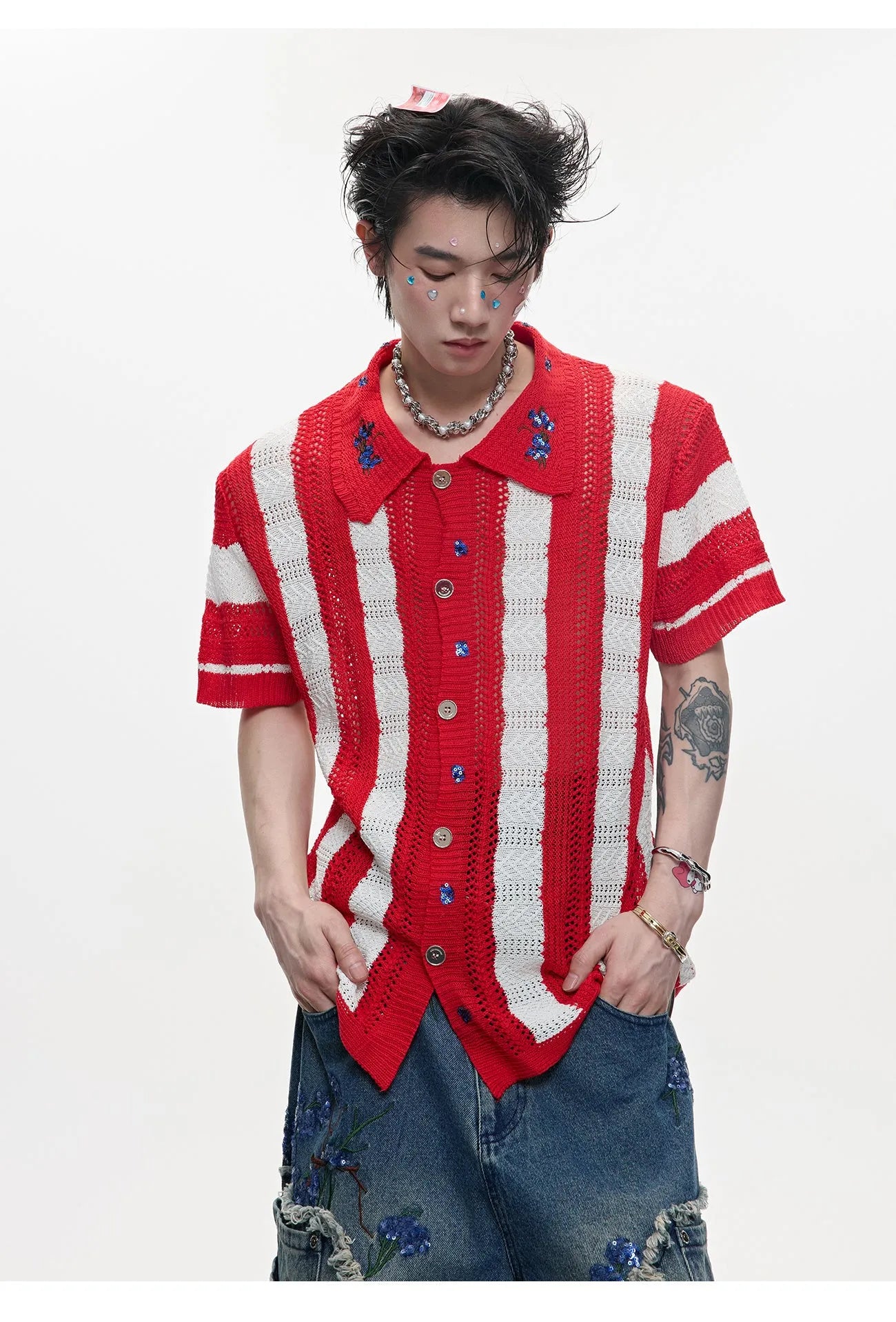 Men's retro patchwork striped knitted short sleeved shirt with decorative buttons in loose fit
