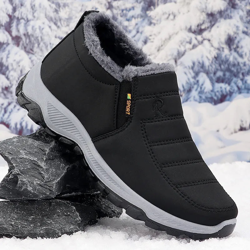 Men's cotton-padded fleece-lined black snow boots with rubber sole and round toe