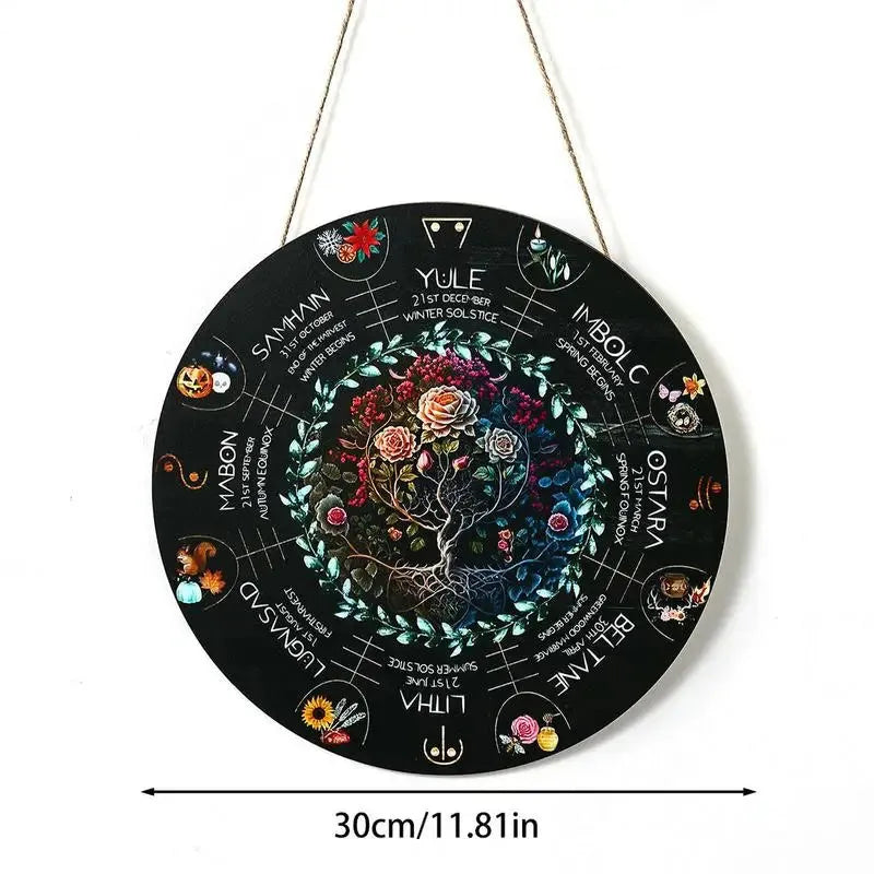 29.5cm wooden decorative pendant in boxwood, showing American-style Rose, Triangle, Black Cat, star, and Owl disc designs.