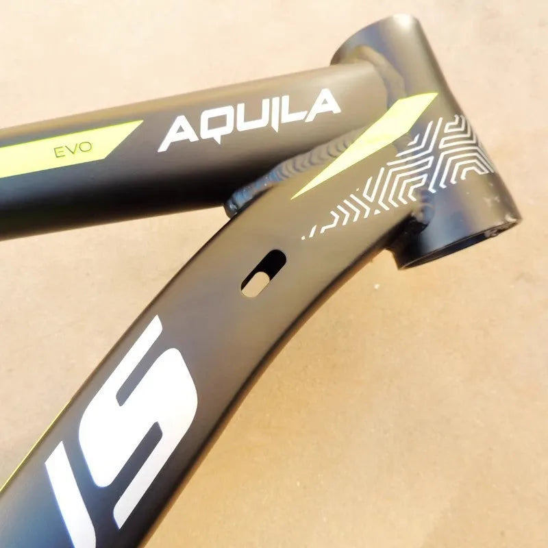 Black-green 29-inch aluminium mountain bike frame with innerline cable routing and disc brake mounts.