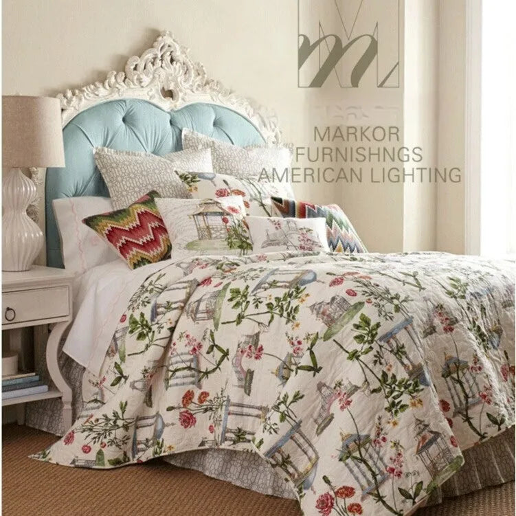 American country style ceramic table lamp with fabric shade measuring 62cm tall