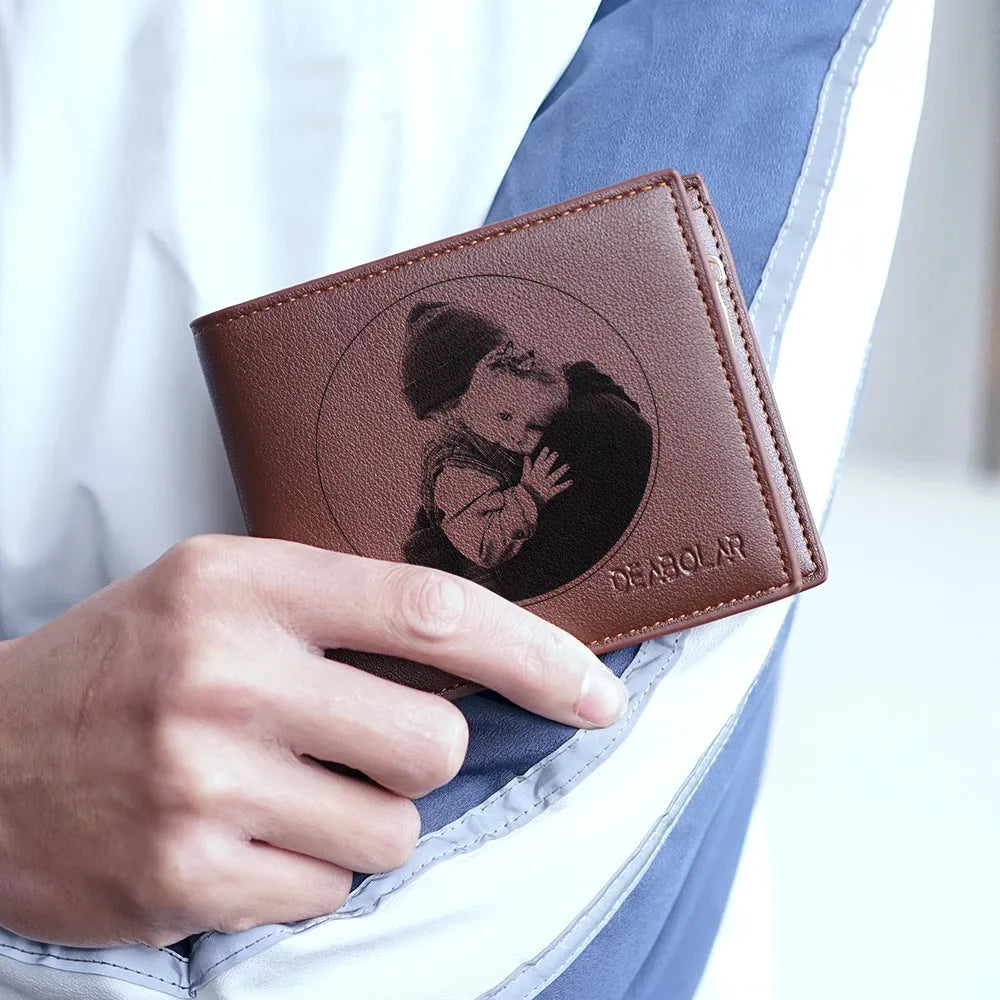 Men's genuine leather wallet with zipper closure, individually packaged for gifting occasions