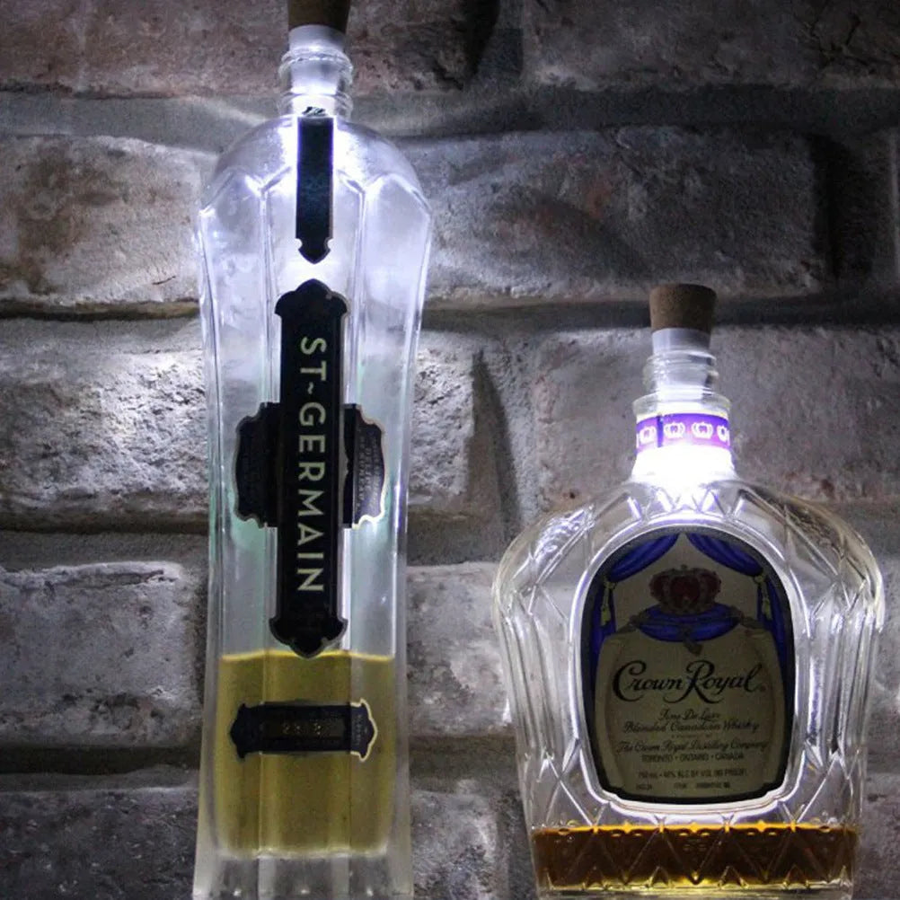 White rechargeable LED luminous bottle cap cork light for holiday decoration.