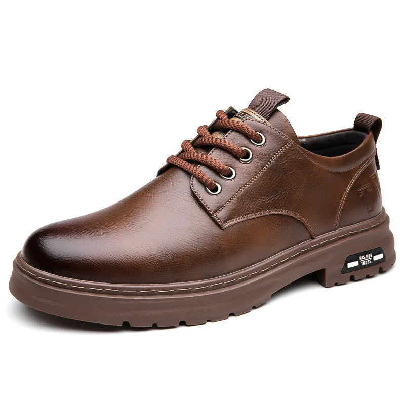 Men's black and brown retro casual shoes with round toe, artificial PU upper, and leather sole