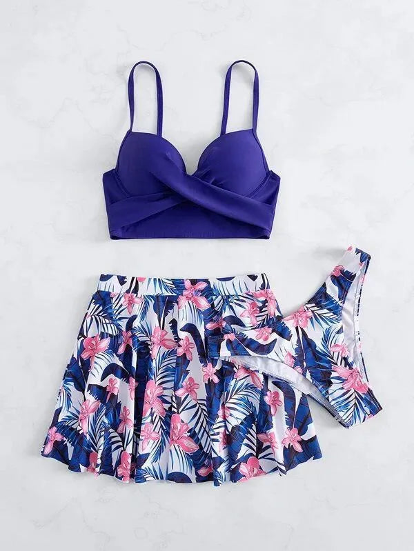 Women's three-piece bikini swimsuit with high-waist briefs covering belly area in polyester fabric