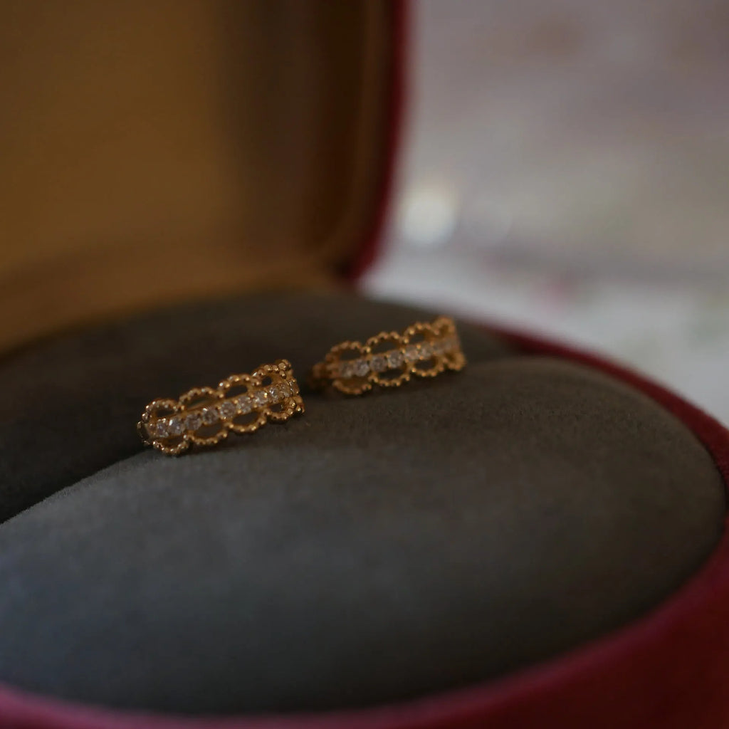 Small lace pattern ear clip bone stud earrings in gold or platinum colour on 925 silver